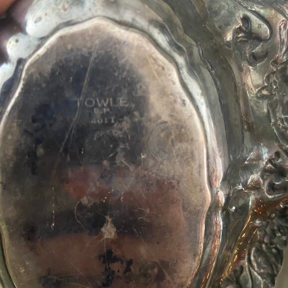 Vintage Towle Silver Plate Candy Dish - Floral 4011 Rolling Edge - Picture 4 of 6
